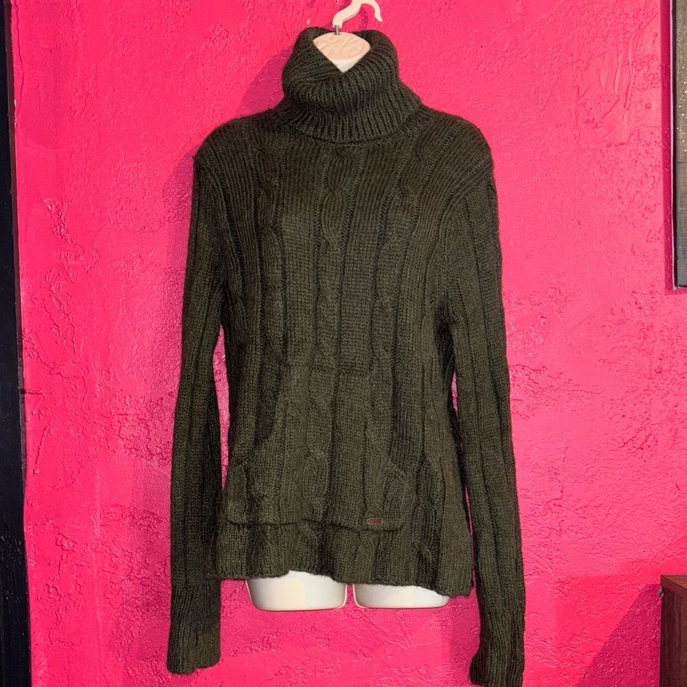 Columbia Olive Green wool blend Academia cottagecore Turtleneck Sweater. Sz L.
